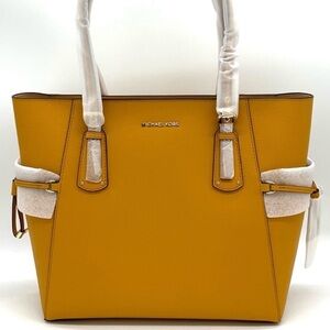 Michael Kors Voyager EW Tote Bag Leather Marigold